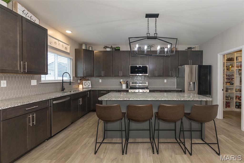 Majestic Lakes - Residential