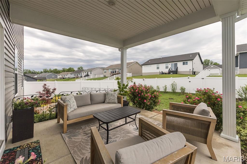 Majestic Lakes - Residential