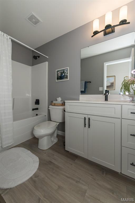 Majestic Lakes - Residential