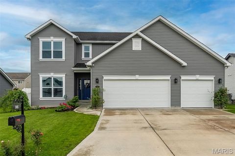 Photo of 105 River Rock Drive, Moscow Mills, MO 63362 (MLS # 26024489)