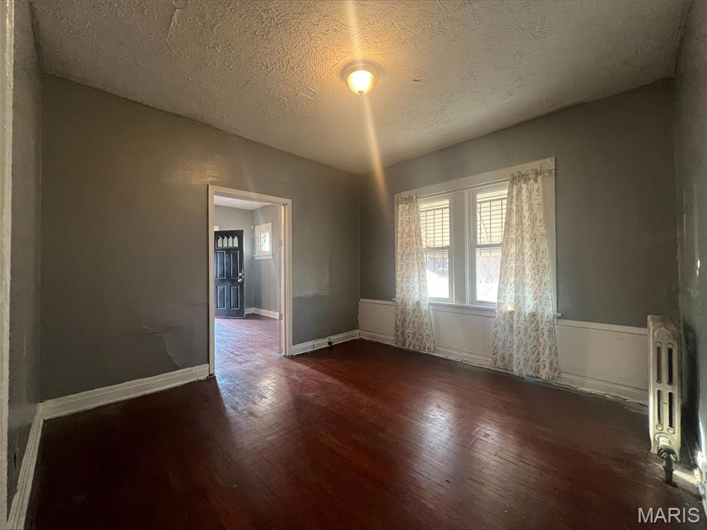 West Walnut Park Add - Residential