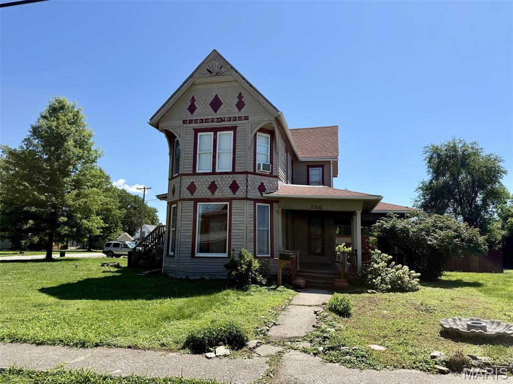 Photo of 219 N Main Cross Street, Bowling Green, MO 63334 (MLS # 26051951)