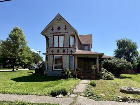 Photo of 219 N Main Cross Street, Bowling Green, MO 63334 (MLS # 26051951)