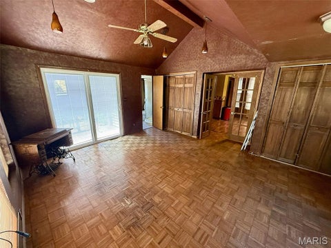 Tiny photo for 219 N Main Cross Street, Bowling Green, MO 63334 (MLS # 26051951)
