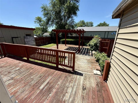 Tiny photo for 219 N Main Cross Street, Bowling Green, MO 63334 (MLS # 26051951)