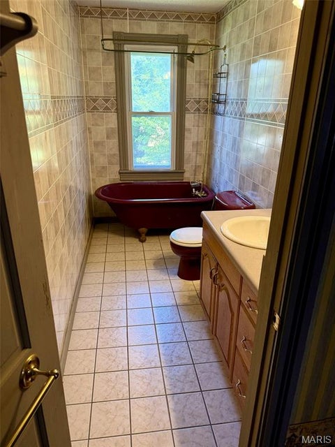 Tiny photo for 219 N Main Cross Street, Bowling Green, MO 63334 (MLS # 26051951)