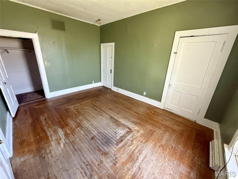 Tiny photo for 219 N Main Cross Street, Bowling Green, MO 63334 (MLS # 26051951)