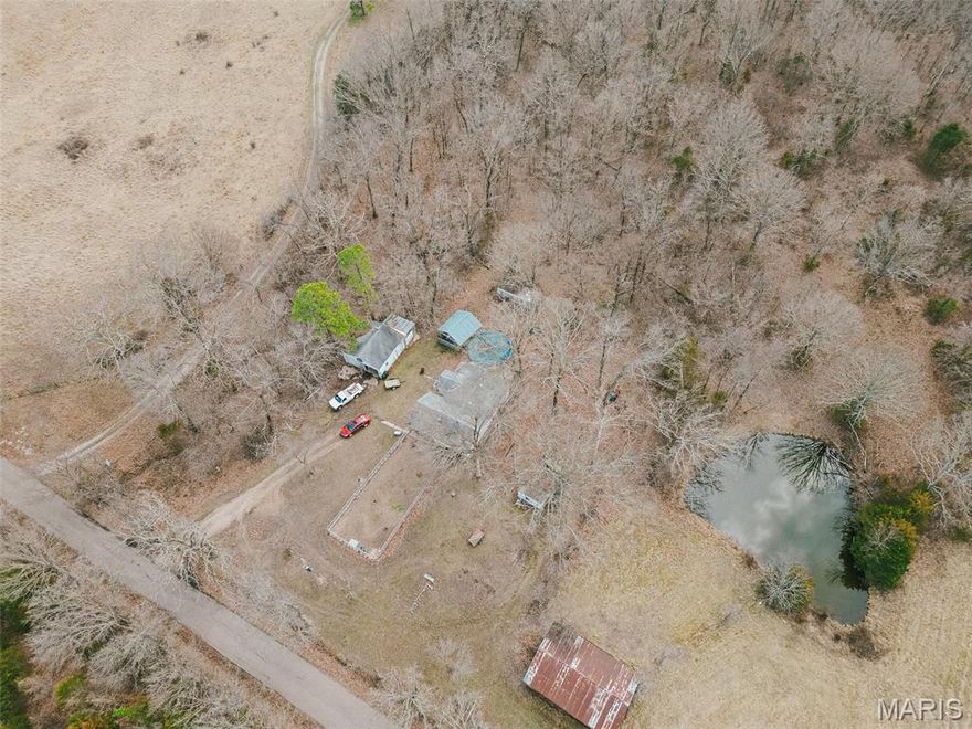 If you’re looking for an affordable home with space and privacy, this could be the perfect fit!
This 2 bed + 1 bath home sits on 5?±?acres and offers everything you need to enjoy country living...including a pond, barn, 24x24 detached garage/shop, covered parking, fenced yard for pets, and even your own pool.
With a little TLC, this place could truly shine! Conveniently located in the Rolla School District, tucked away and situated on a paved road for easy access.
Property is being sold AS-IS.
Don’t miss your chance — call before it’s gone!