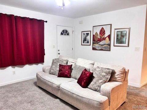 Tiny photo for 17 Warsen Avenue, Wentzville, MO 63385 (MLS # 26017549)