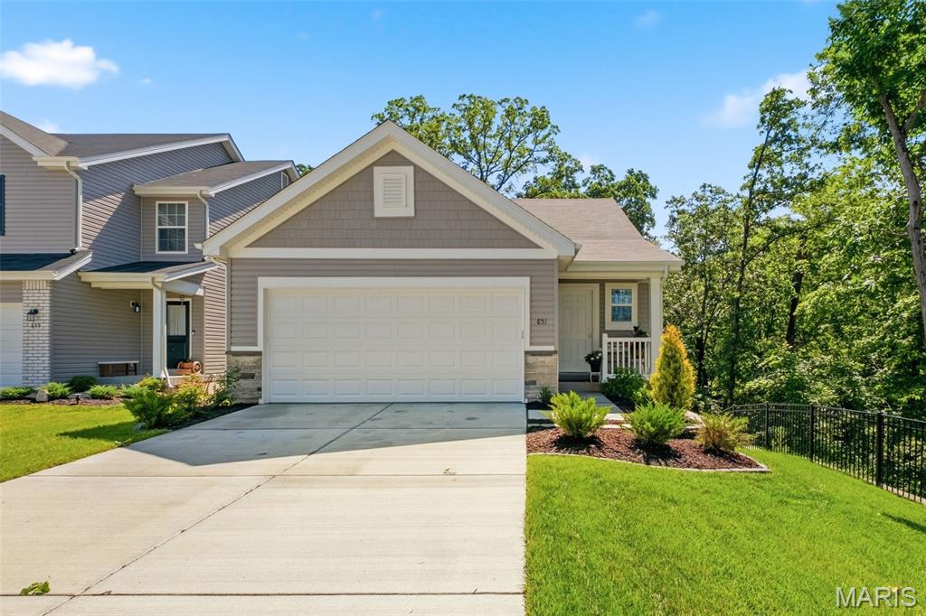 851 Woodbridge Way