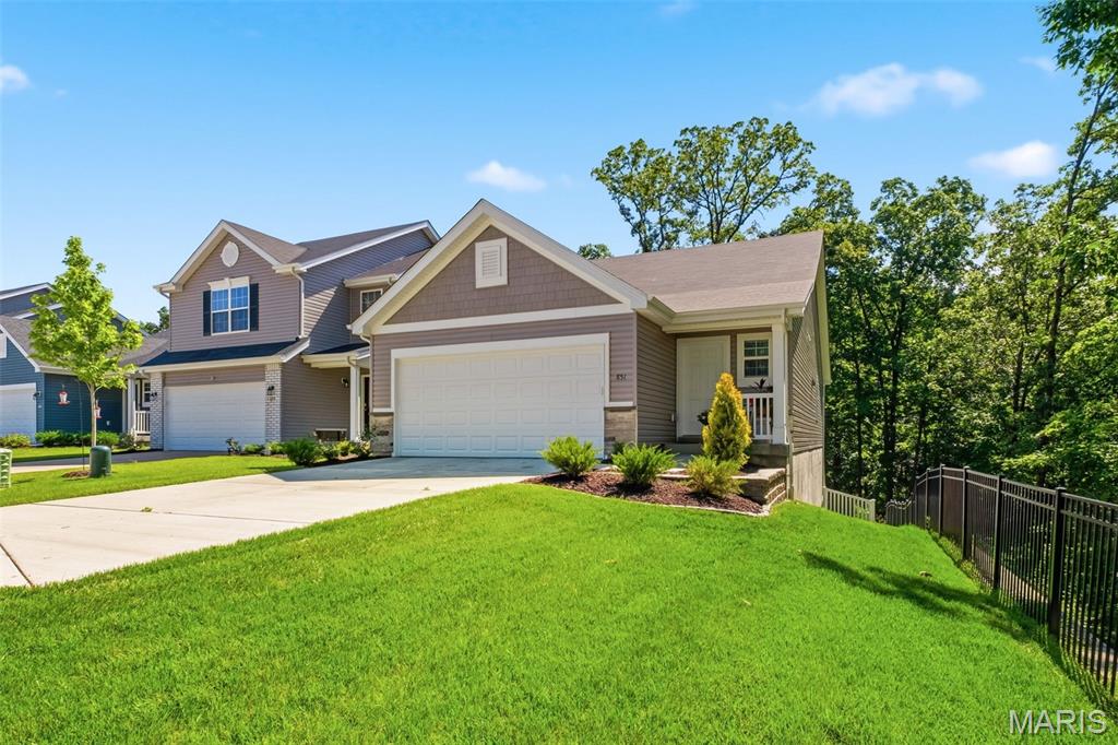 851 Woodbridge Way