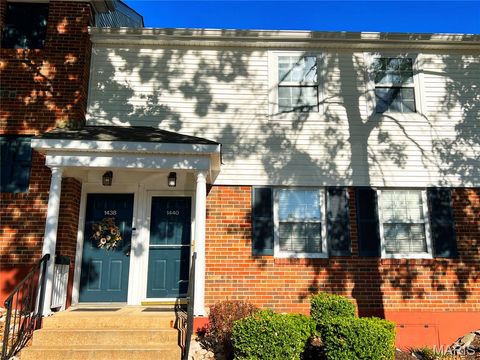 1438 Peacock Lane Brentwood MO 63144