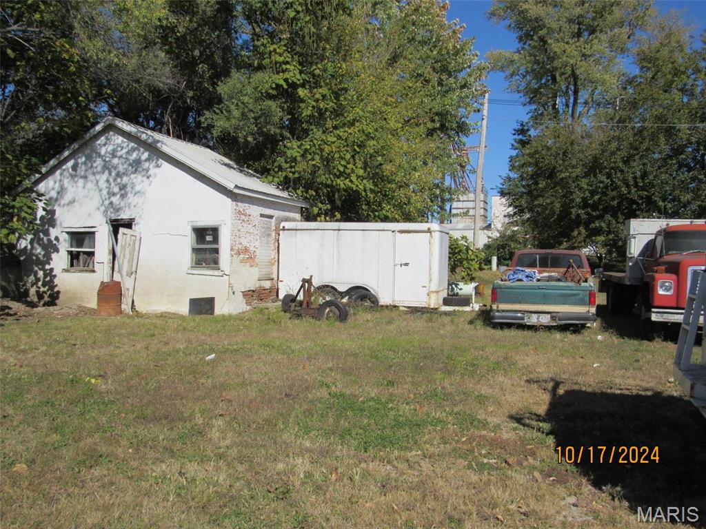 Louisiana, Missouri 63353, United States, ,Commercial,Active,37300