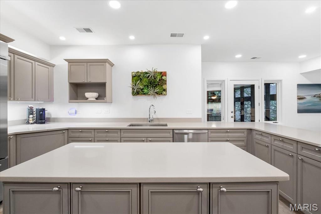 Sherwood Forest Blks A Thru C & Sherwood - Residential