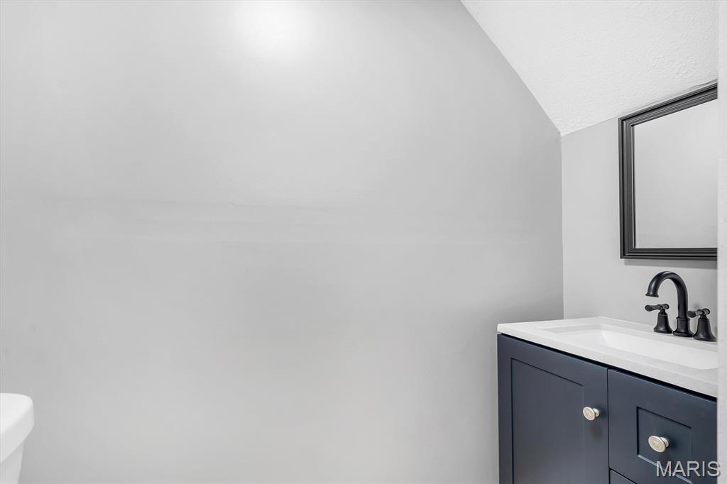 Ashton Place Condo - Residential