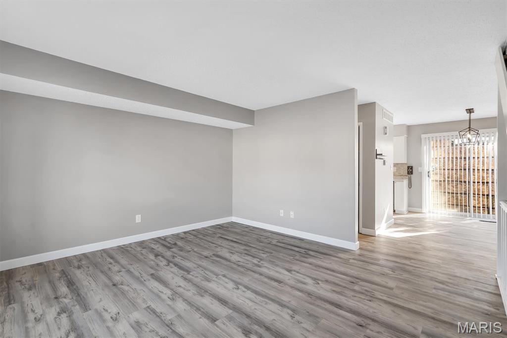 Ashton Place Condo - Residential