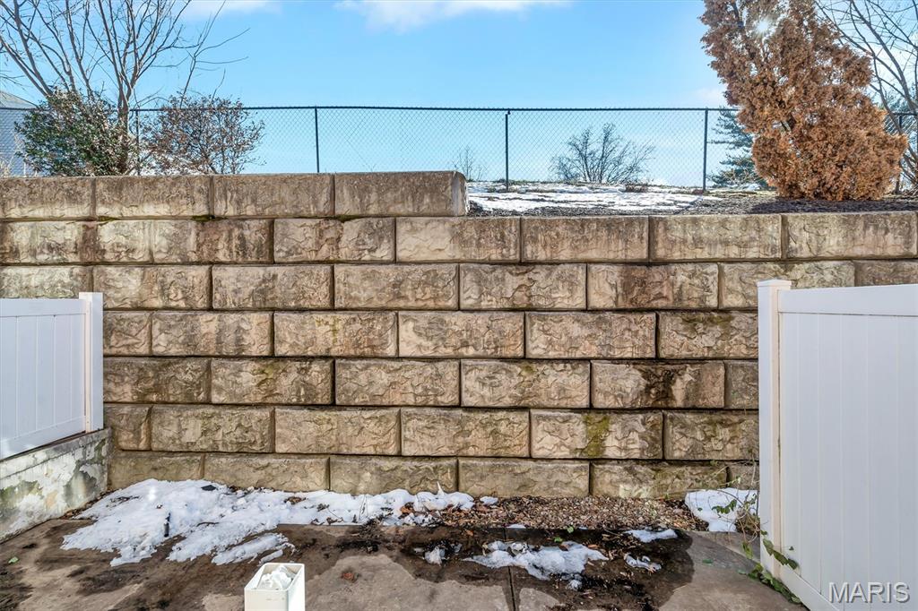 Ashton Place Condo - Residential