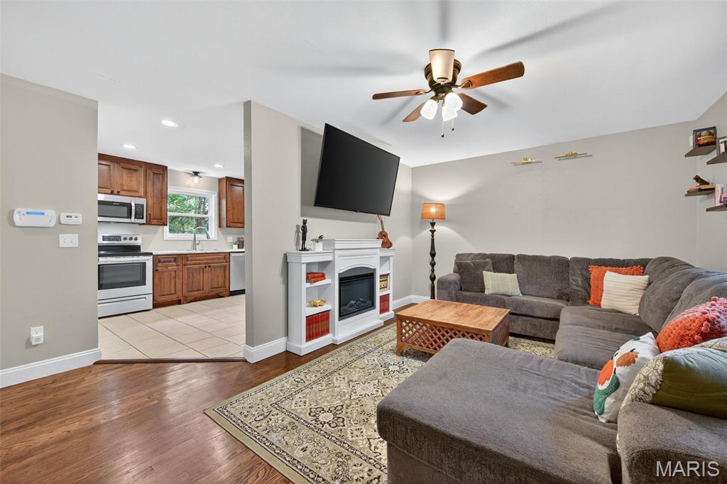 2830 El Portal Drive