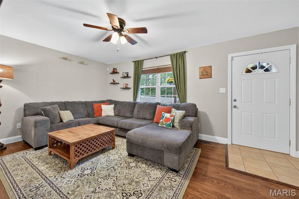 2830 El Portal Drive