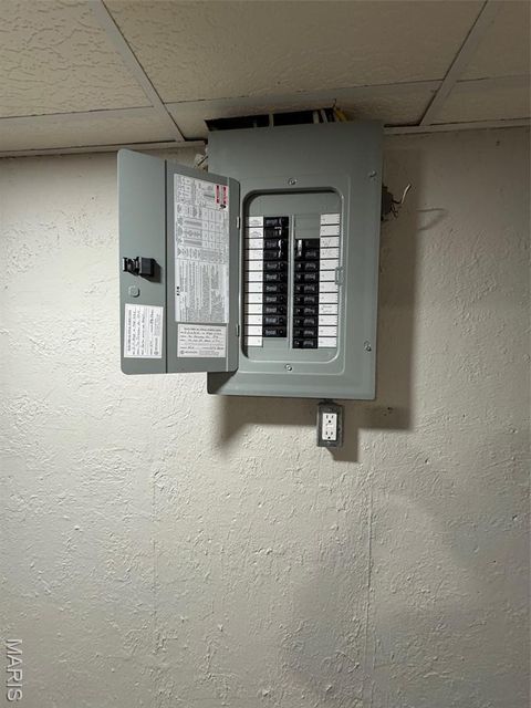 Tiny photo for 701 Fernview Drive, Creve Coeur, MO 63141 (MLS # 25081806)