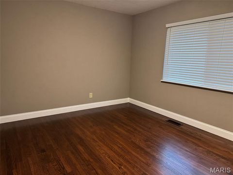 Tiny photo for 701 Fernview Drive, Creve Coeur, MO 63141 (MLS # 25081806)