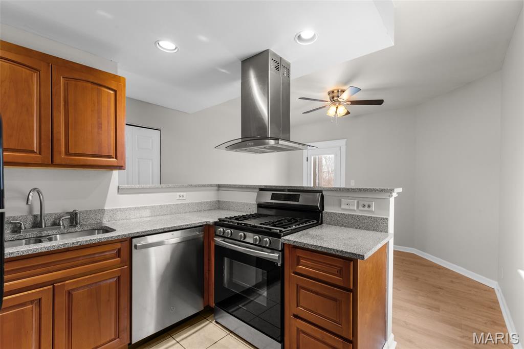 Debaliviere Place West Ph I - Residential