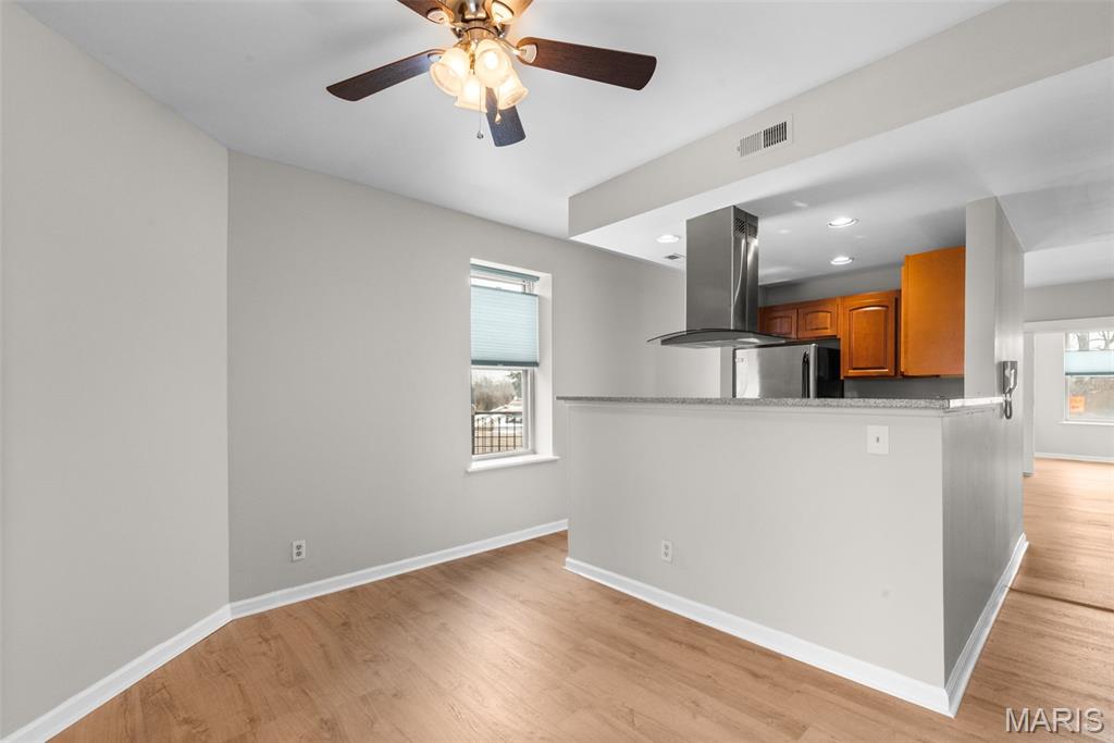 Debaliviere Place West Ph I - Residential