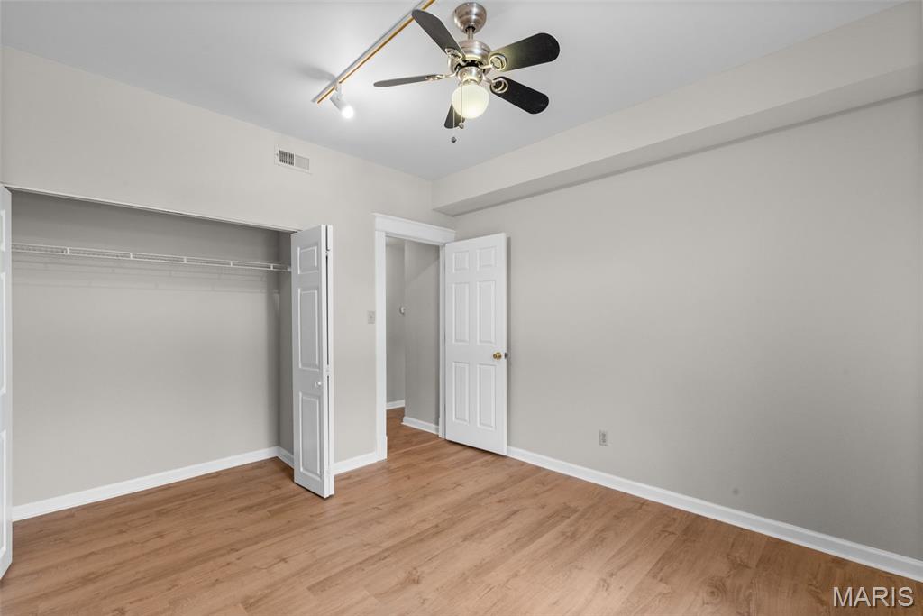 Debaliviere Place West Ph I - Residential