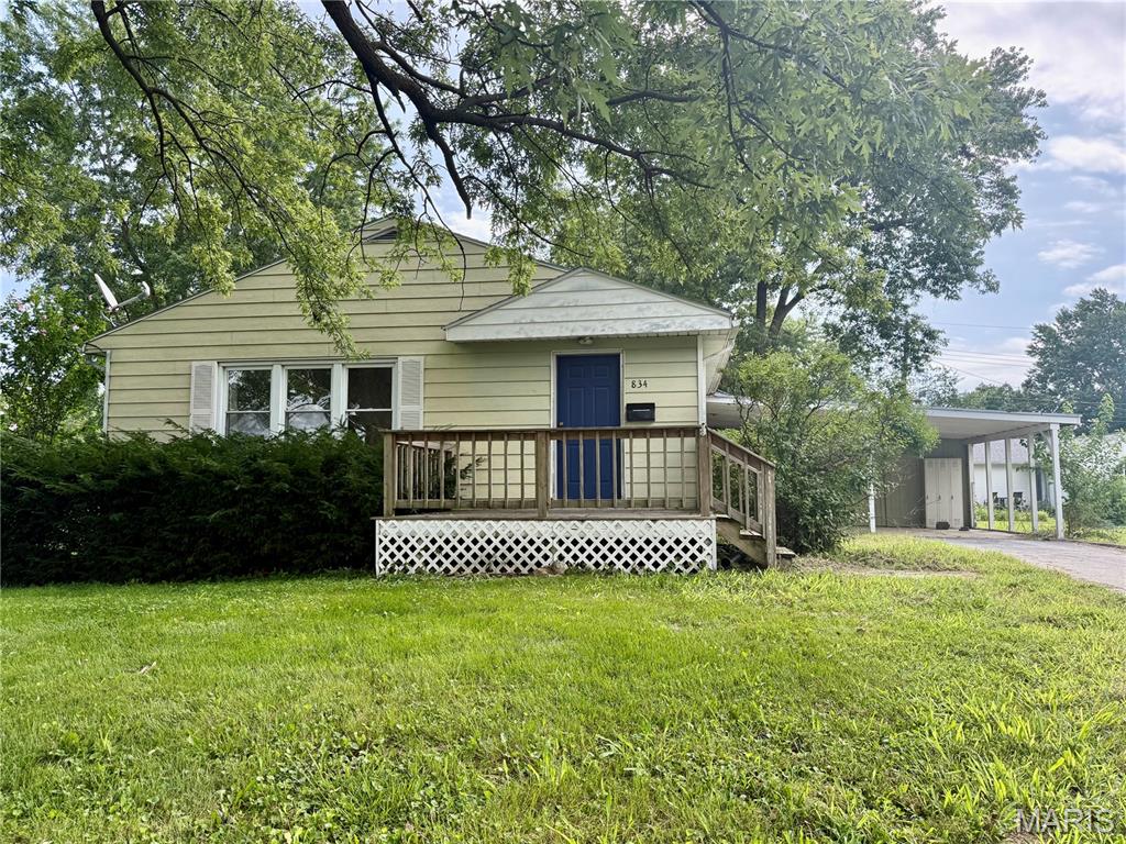 Photo 1 of 38 — 834 Locust St., Montgomery City, MO 63361