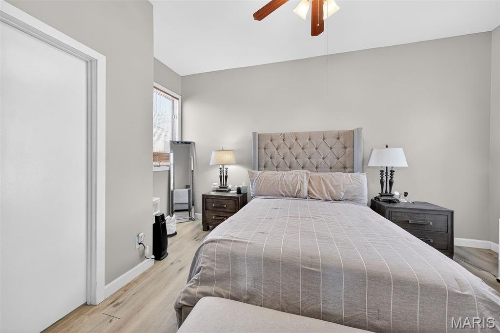 COLUMBUS SQUARE - Residential Lease