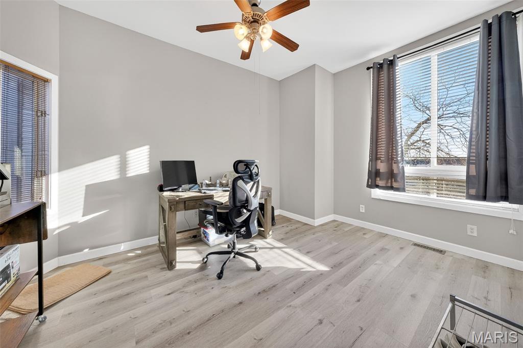 COLUMBUS SQUARE - Residential Lease