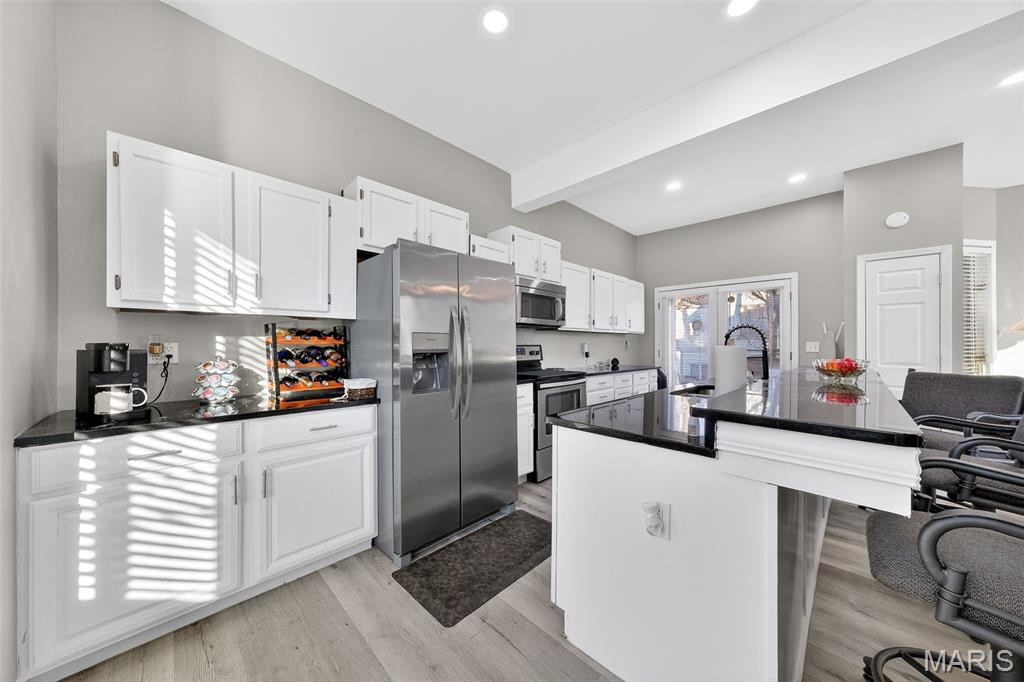 COLUMBUS SQUARE - Residential Lease