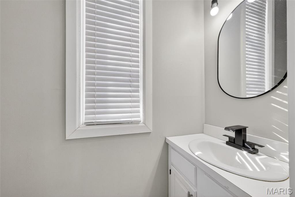 COLUMBUS SQUARE - Residential Lease