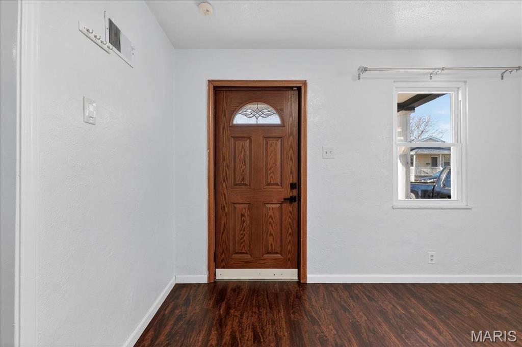 Photo of 4837 Hannover Avenue, St Louis, MO 63123 (MLS # 26038663)