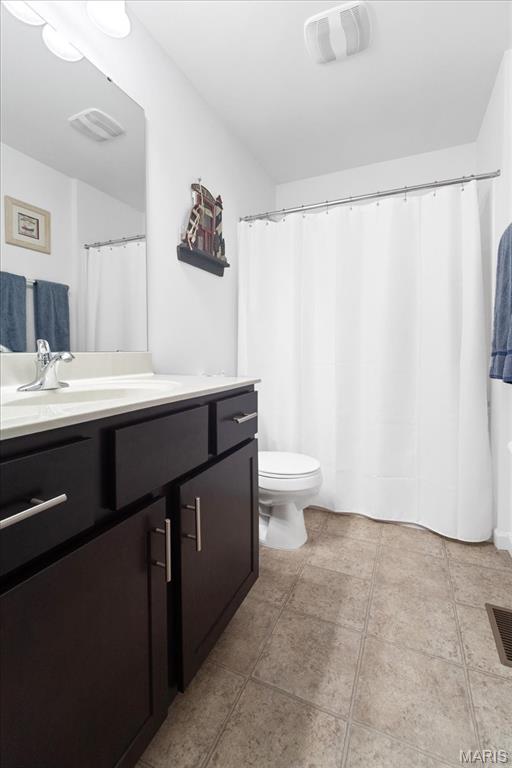 St Louis, Missouri 63104, United States, 3 Bedrooms Bedrooms, ,3 BathroomsBathrooms,Residential,Active,198182