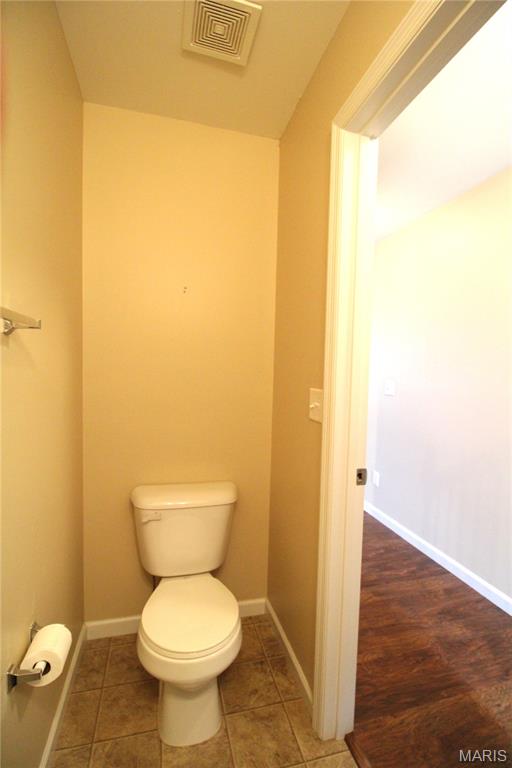 Countryshire #10 - Residential Lease