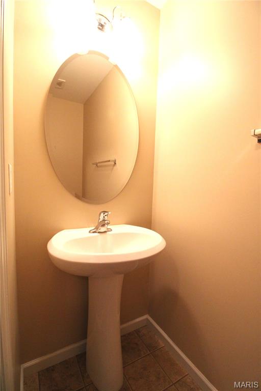 Countryshire #10 - Residential Lease