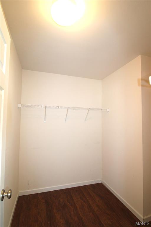 Countryshire #10 - Residential Lease