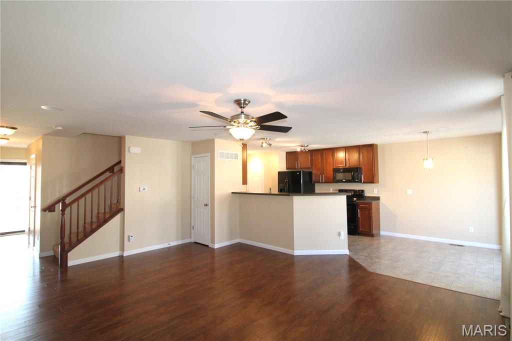 Countryshire #10 - Residential Lease