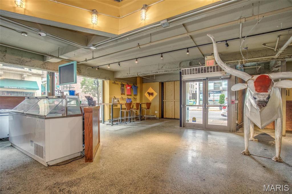 920 Olive Street 101