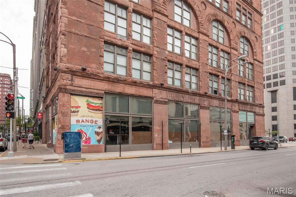 920 Olive Street 101