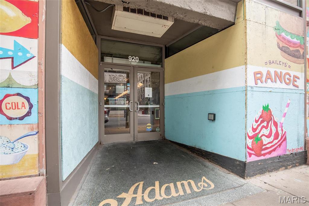 920 Olive Street 101