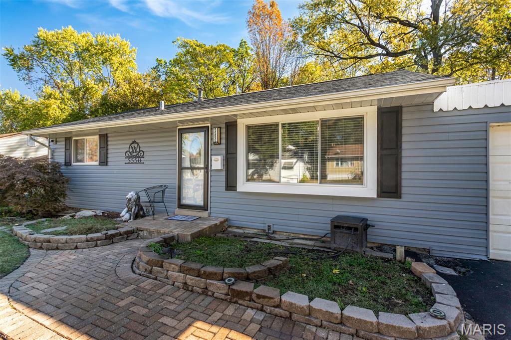 5550 Sapphire Avenue