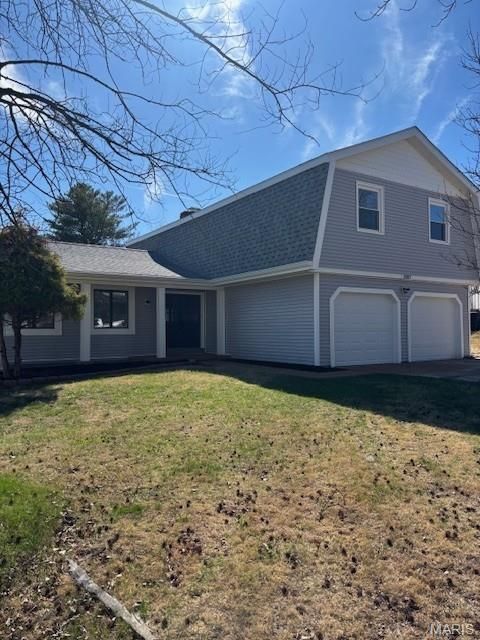 Photo of 2007 Willow Lake Drive, Chesterfield, MO 63017 (MLS # 26011377)