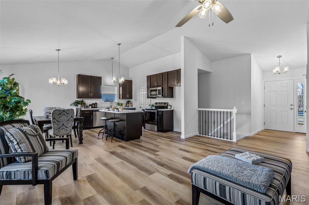 Twin Pines - Residential