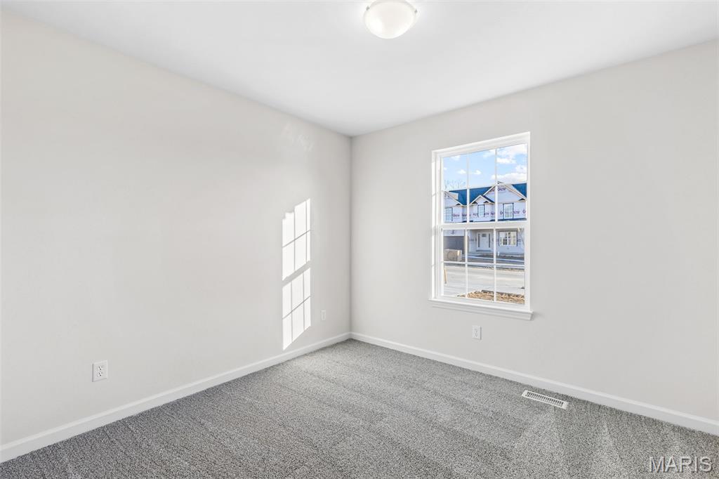 Twin Pines - Residential