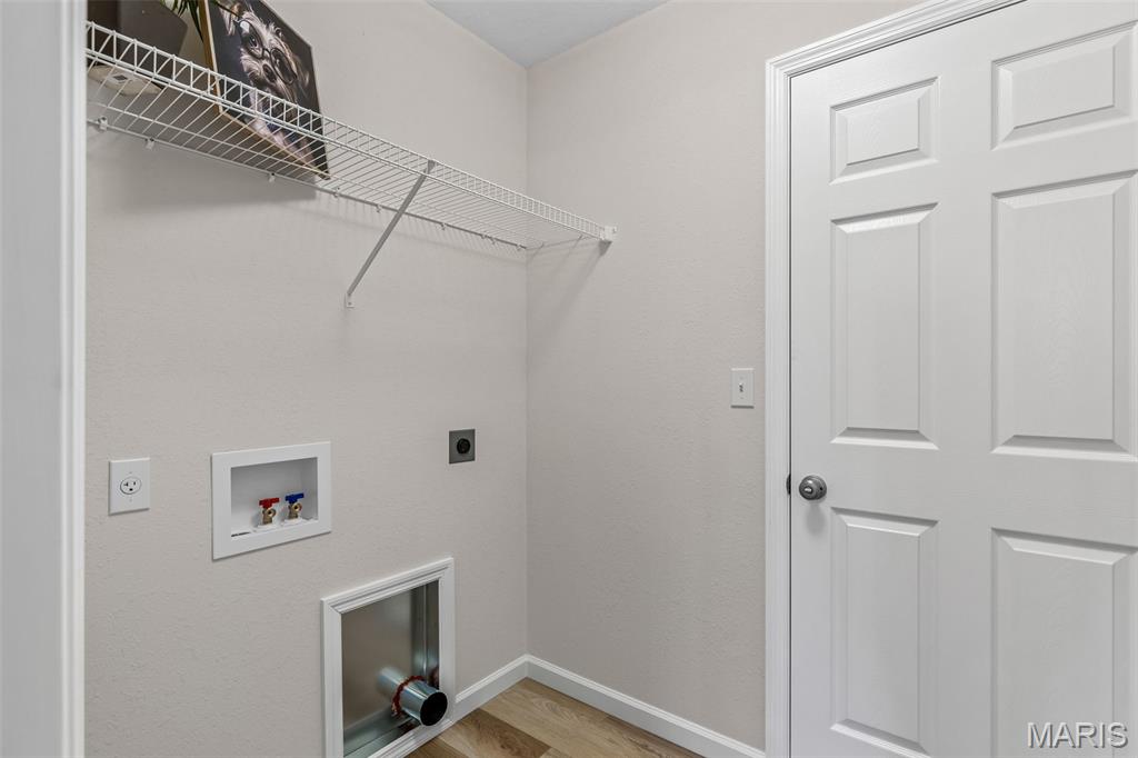 Twin Pines - Residential