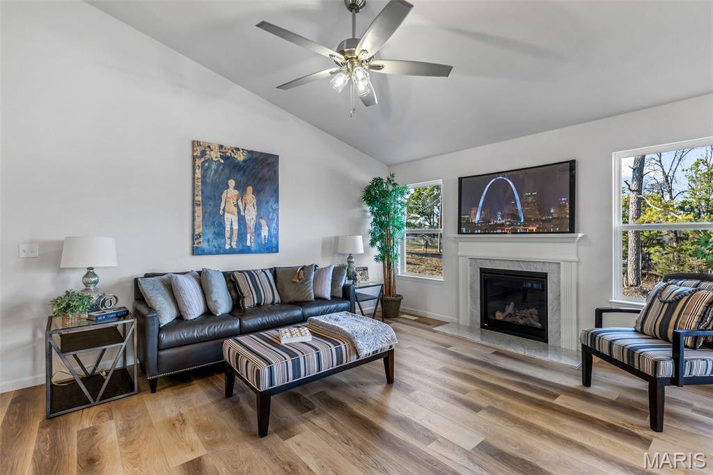 Twin Pines - Residential