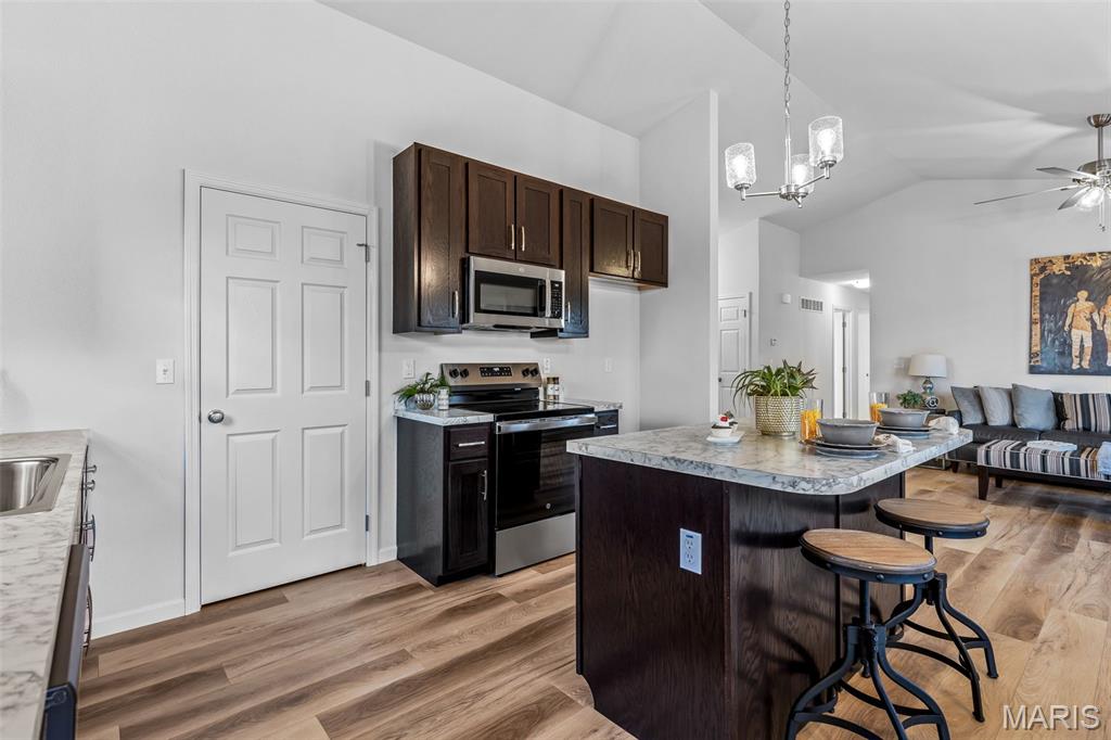 Twin Pines - Residential