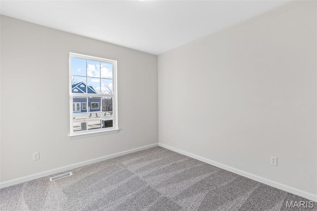 Twin Pines - Residential